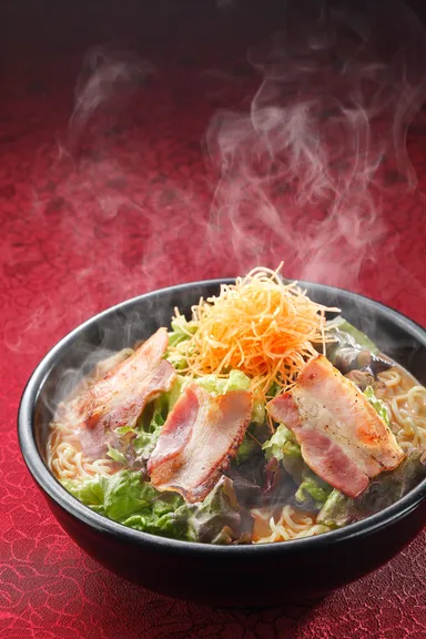 麺's 　ベーコンスパイシー