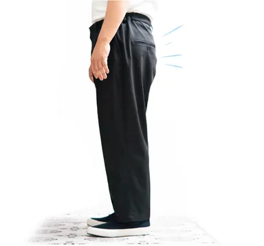 C. パンツのシルエット