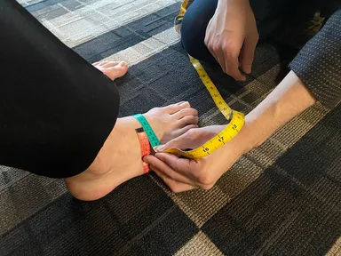 オーダーシューズ『モテ靴』採寸