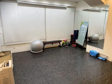 銀座ブース　トレーニングエリア