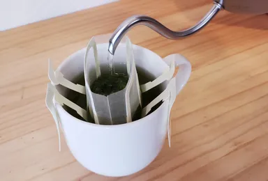 ドリップパックの中身はお茶！