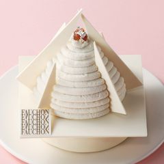 パリ発・美食のトップブランドFAUCHON(フォション)が贈る2021クリスマス＆2022ニューイヤー コレクションクリスマスと新年の集いを豊かに彩るパリスタイルスイーツを提供