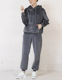 ベロア素材セットアップ