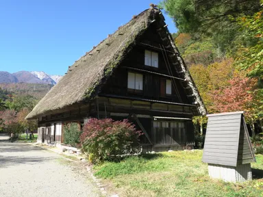 野外博物館　白川郷 合掌造り民家園(秋)