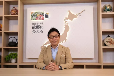 辻よしなりさん