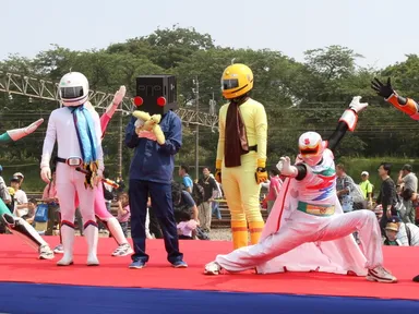 SL埼玉ご当地ヒーローエクスプレス　埼玉ご当地ヒーロー　イメージ