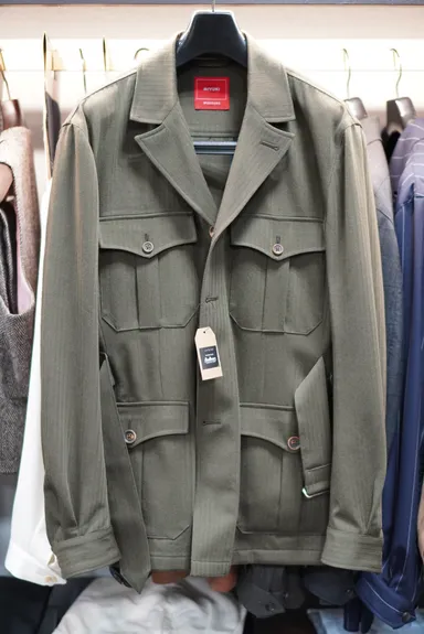 オリジナル素材アーミーへリンボンのサファリジャケット