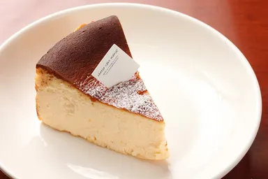 バスクチーズケーキ