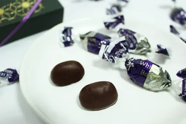 京都ウイスキーボンボン　チョコレート