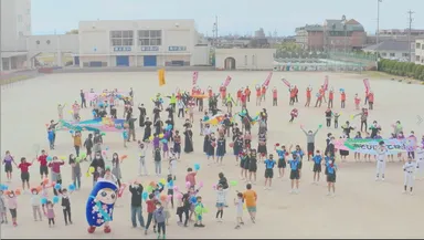 最後には曽野小学校で撮影