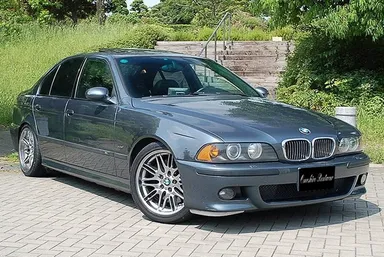 BMW M5(E39型)
