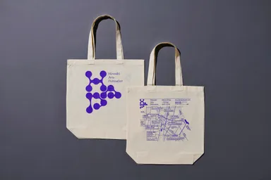 チケットトートバック