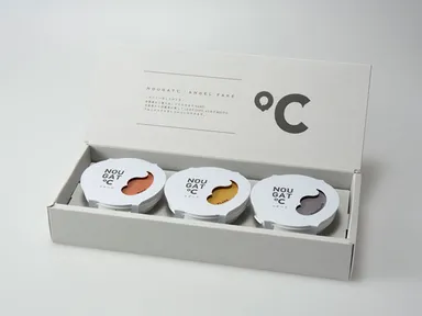 冷凍で20日間保存可能・3種セット2,600円(税込)