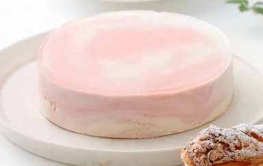 苺ミルクのレアチーズ