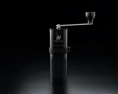 ハンドコーヒーミル(黒背景)