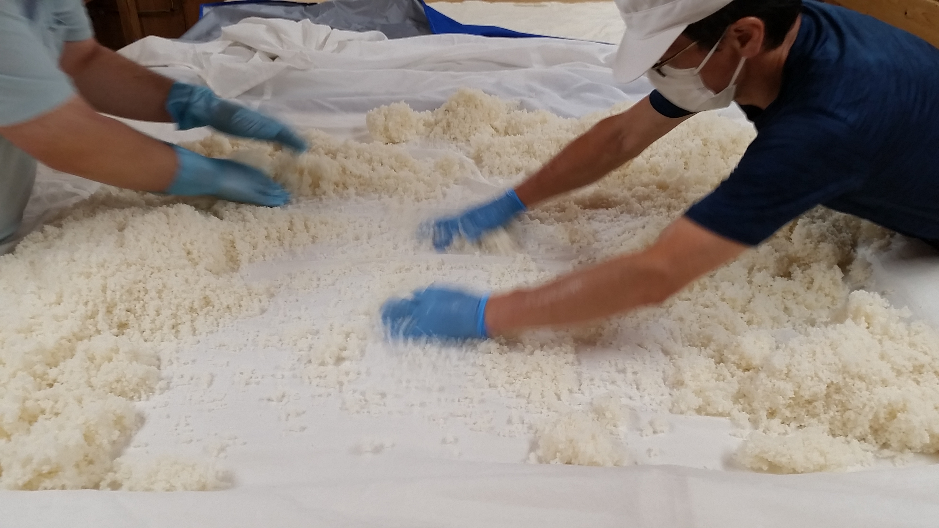 信州・諏訪 地酒「横笛」が長野県 酒米を100％使用した華やかな香り、山吹色に光るしぼりたて新酒を発売｜伊東酒造株式会社のプレスリリース