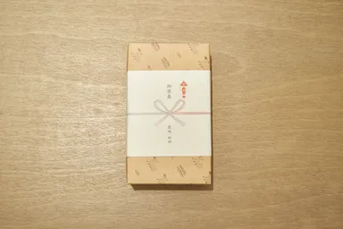 どんな形状のギフトも熨斗対応しております。1