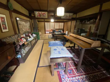 お惣菜処てつや 客席