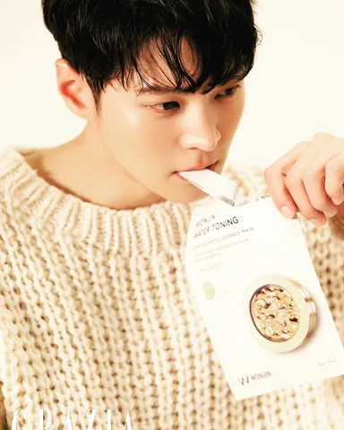 model：ピョン・ヨハン