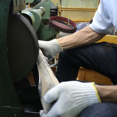 関の包丁職人業(ブレード艶出し)