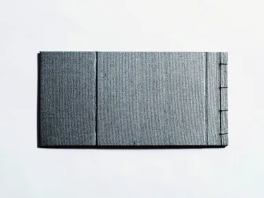 トジハコM シルキーブラック