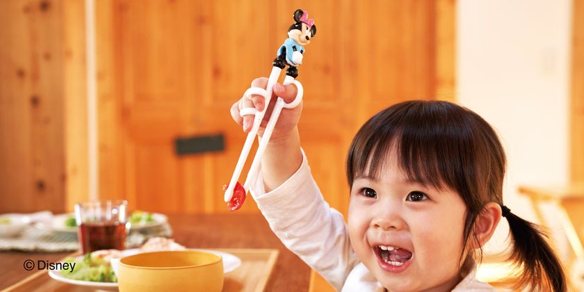 毎日の食事がもっと楽しくなるエジソンのお箸 R にディズニーの人気キャラクターの新作が登場 12月上旬に発売 株式会社ケイジェイシーのプレスリリース