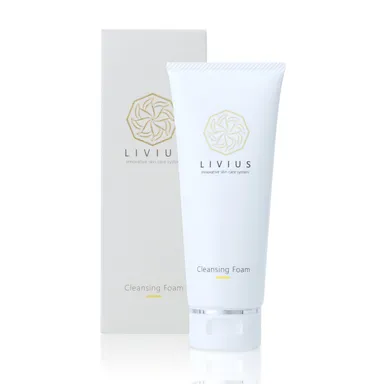 LIVIUS 洗顔フォーム　100g 通常小売価格　5,500円(税込)