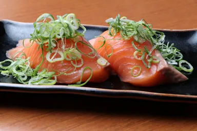 寿司6　サーモン～垂れ握り
