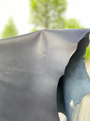 三田牛から出来たレザー