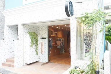 KEIKONISHIYAMA_ilotarina_shop