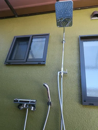 サーファーに人気の屋外シャワー