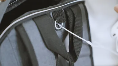 イヤホンホール