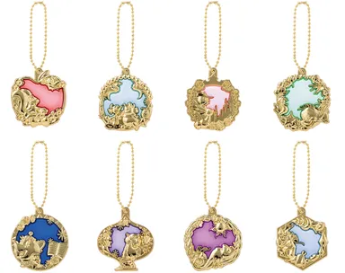 F賞：メタルチャームコレクション