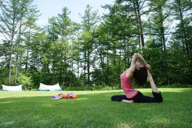 インストラクターの笠原 愛有美 先生によるポーズ2