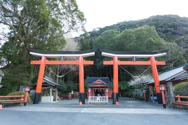 諏訪神社((C) K．P．V．B)