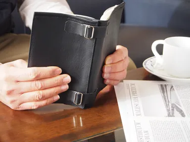 自動しおり搭載ブックカバー3