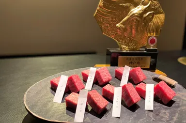 (1)チャンピオン神戸牛6種食べ比べセット