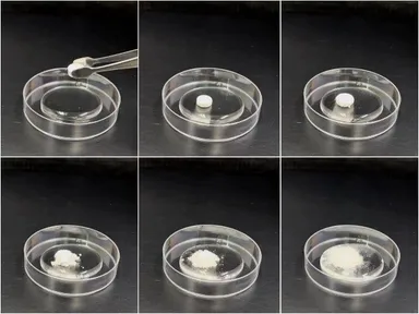 【自己崩壊型】炭酸発泡をさせず水でも容易に崩壊する水溶性の崩壊錠