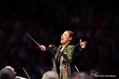 ダリア・スタセフスカ(BBC交響楽団首席客演指揮者)