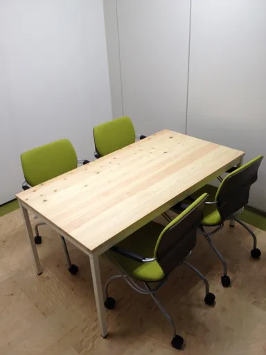 ユカハリ、テーブル施工写真