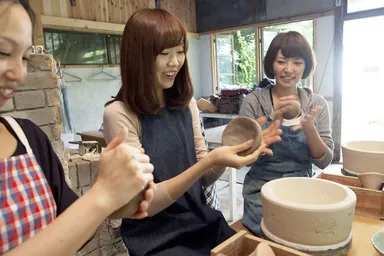 古都鎌倉の工房で陶芸体験