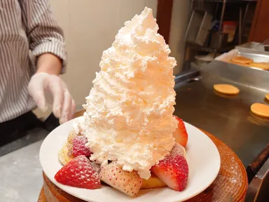 クリーム少な目など、お好みの量をスタッフにお申し付けください。