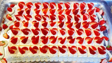 ケーキの切り分けも、コミュニケーションを大事にしたいという思いから登場しました。