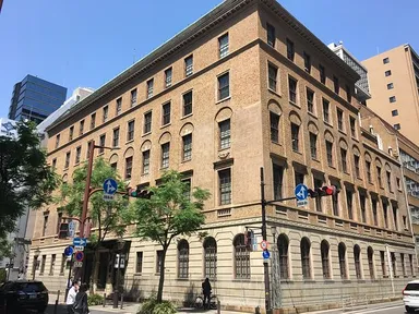 開催場所：綿業会館(重要文化財)