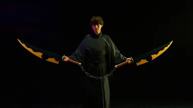 大ボリュームの二刀流でド派手に公式立体化！