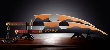 専用台座でド派手にディスプレイ可能！