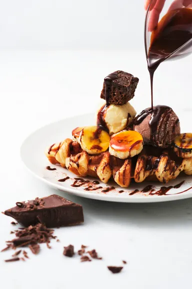 クロッフルチョコレートバナナブリュレ