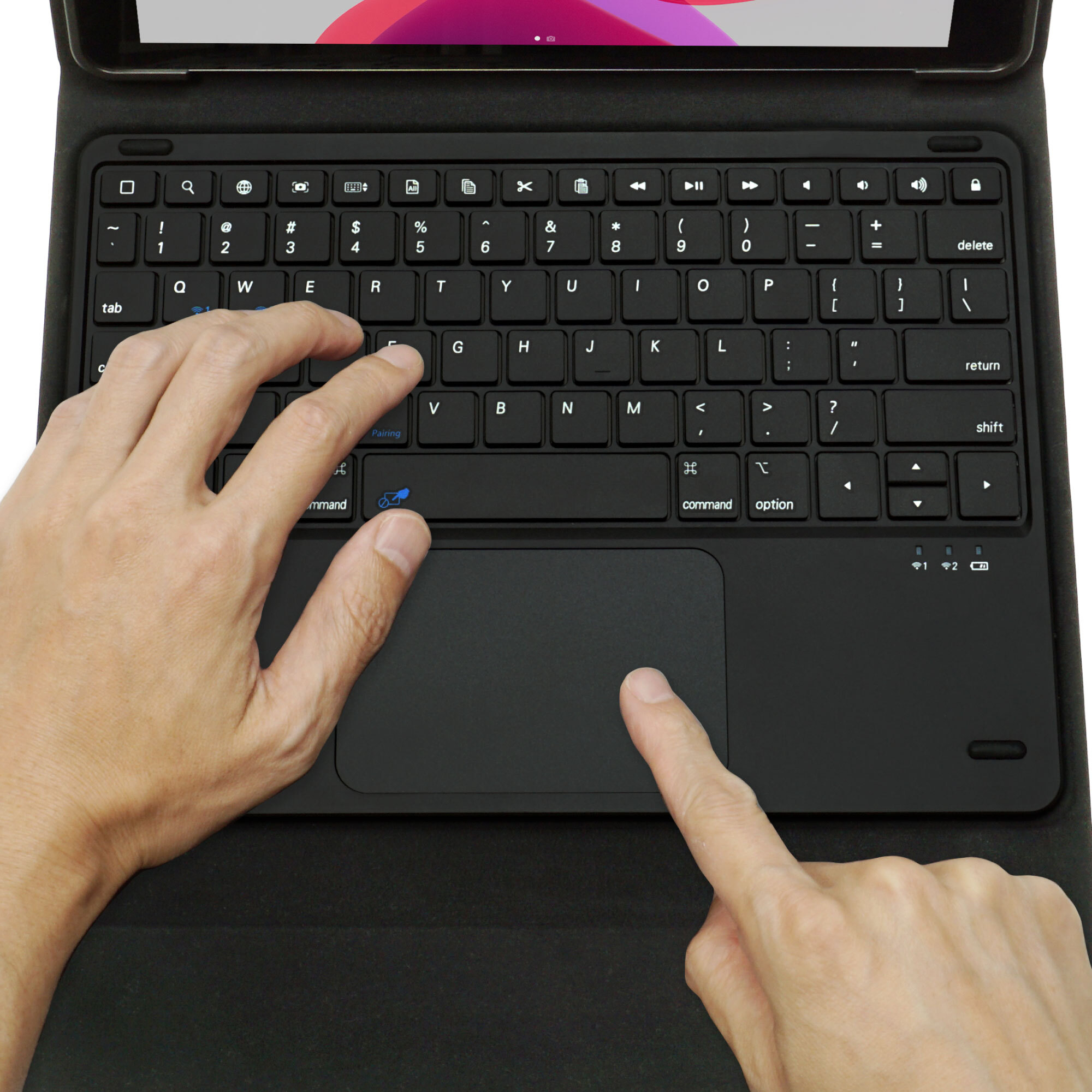 iPadをノートパソコンのよう使えるキーボード・タッチパッド・スタンド 