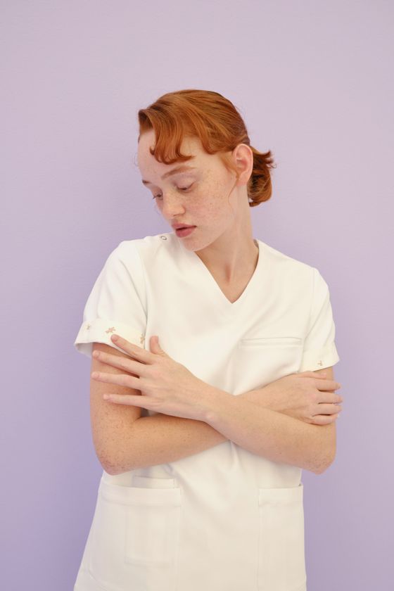 「ジェラート ピケ」と白衣メーカー「クラシコ」
愛らしいモチーフをパターンにした心華やぐ
医療用白衣・スクラブ・グッズが登場