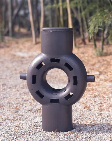 滋賀県立信楽窯業試験場(デザイン＝熊倉順吉)「ガーデン・オブジェ」